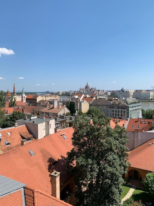 Classy Flat Next To Castle & View On Parliament Budapeste Exterior foto